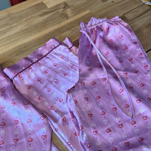 <3 Gillian O’malley Pajama Set - Picture 8 of 12